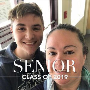 Meet your Posher, Lauri